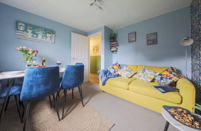 Thorpe Park Lodge | Ground Floor Detached + 2 Free Gated Parking Spaces