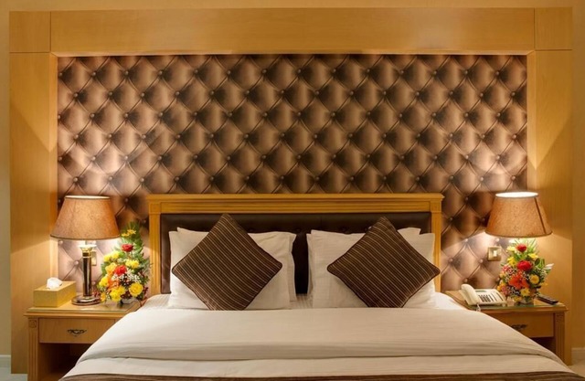 Three Bedroom Apartments Near Safeer Market By Luxury Bookings