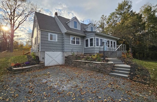 Three Pine Trees Cottage