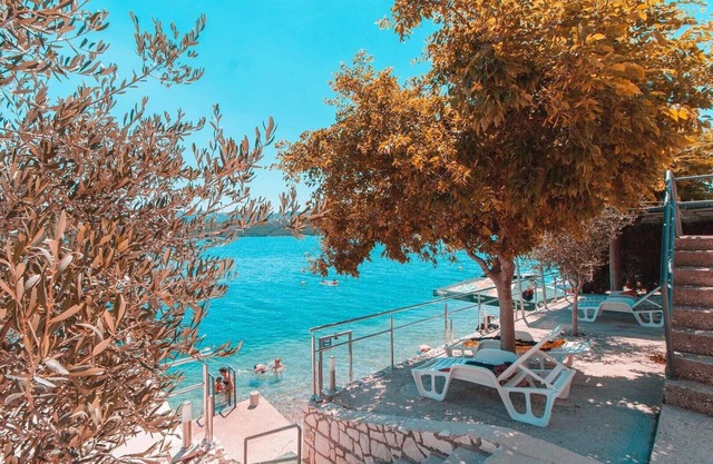 ThreeBedroom App with sea view 6