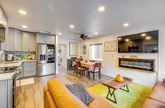 Tillamook Bay Apt Near Marina: Fish, Boat & More!