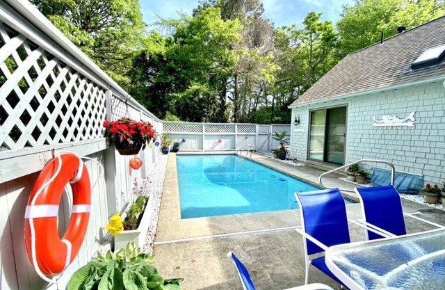 Time for a Capecation! Relax and Enjoy in our New Seabury Pool Villa