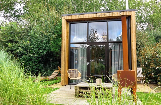 Tiny House with sleeping loft with double bed