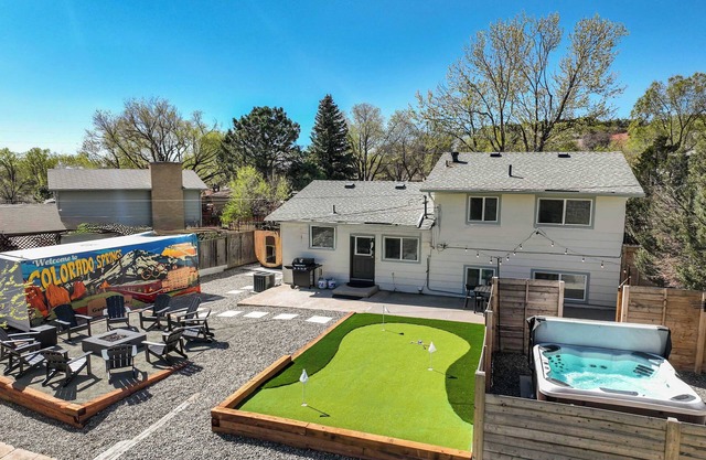Tonka Estate! Backyard Oasis w Hot Tub & Sauna