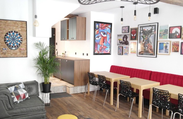 Top-of-the-range house in the heart of Poitiers for 10-14 people!