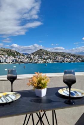 TopView Apartment In front of Saranda Port