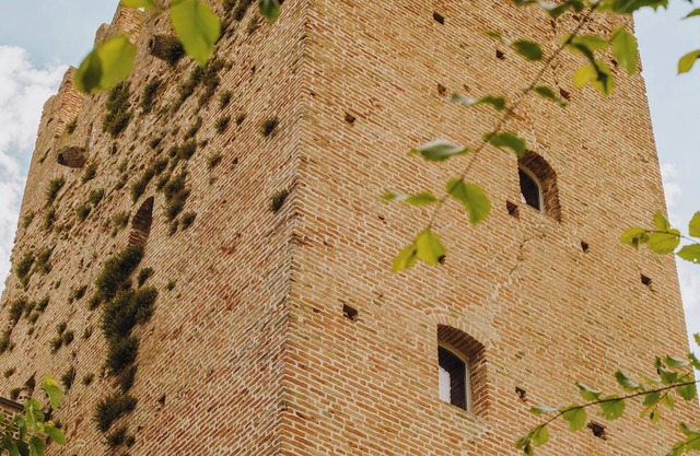 Torre dei Battagli sleep in a medieval tower