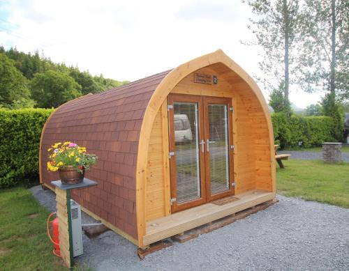 Torrent Walk Glamping Huts in the Heart of Snowdonia