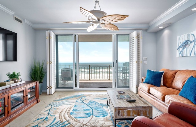 Tortuga Sunrise Large Balcony Oceanfront 2 Bedrooms