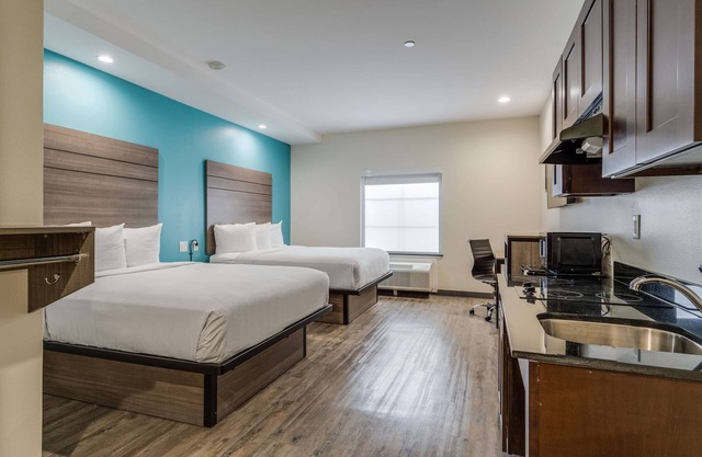 Tour Around Katy! Relaxing Unit w/Free Bfast, Visit LaCenterra at Cinco Ranch!