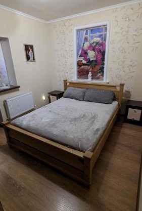 TownHouse Euro жд вокзал, фонтан, чеки ПРРО