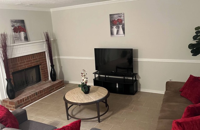 Townhouse in Jonesboro, GA
