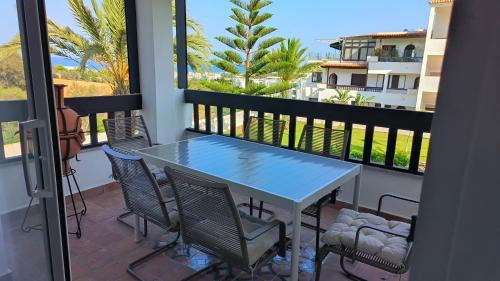 Très bel appartement vue sur mer et piscine