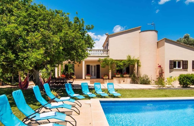 Traditional, uncomplicated 2-storey villa