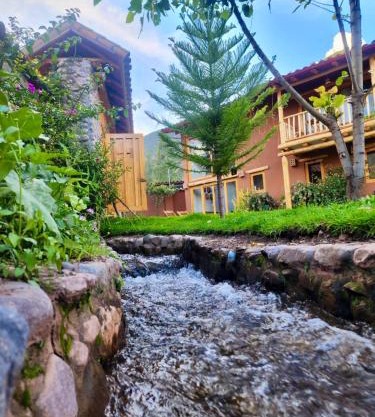 Tranquil creekside Bungalow in Sacred Valley Cusco