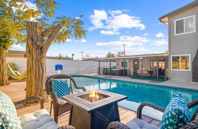 Tranquil Escape Pool Hot Tub Game Room