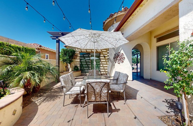 Tranquil Oasis: Luxurious Living in 55+ Gated Community-30 night stays