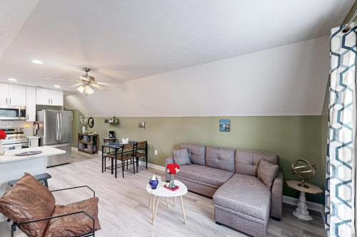 Tranquil Oasis Unit B
