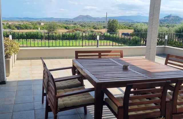 Tranquility and sea.... Villa overlooking the sea