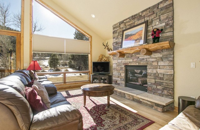Tranquility on the River Four – Mtn Lodge on Big Thompson River – 20-NCD0366
