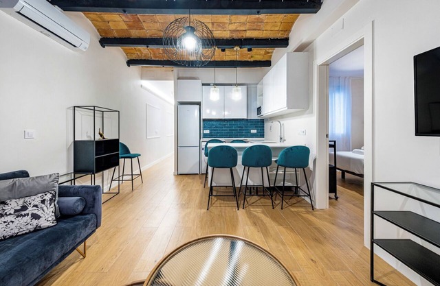 TRAV3-1 · 4h - Four Bedroom Apartment, Sleeps 6