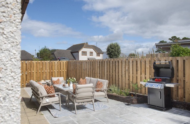 Tre Lowen - sleeps 8 guests in 4 bedrooms