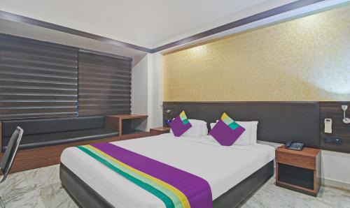 Treebo Premium Dee Empresa, Park Street