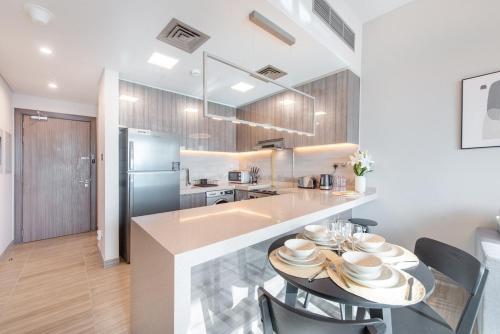 Trendy 1-Bedroom Apartment with Stunning Views at MBL Residences JLT
