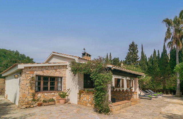 Tres Mares - Three Bedroom Chalet, Sleeps 6