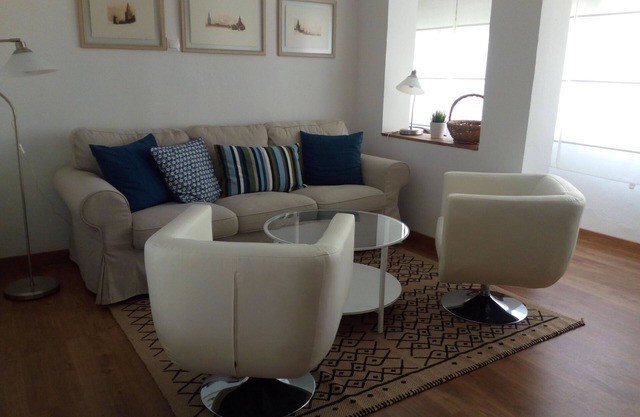 Triana, 3 bedroom apartment, from 2 to 6 people.
