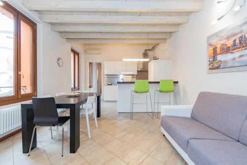 Trilocale Rua Sovera 85 - F&L Aparment