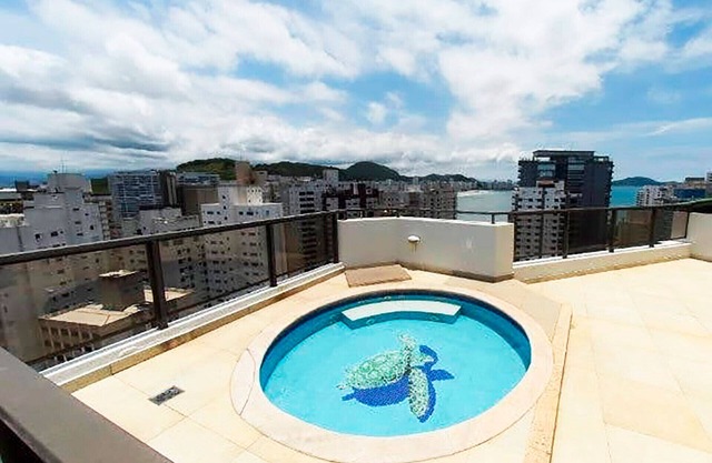 Triplex a 260m da Praia das Astúrias - Guarujá/SP