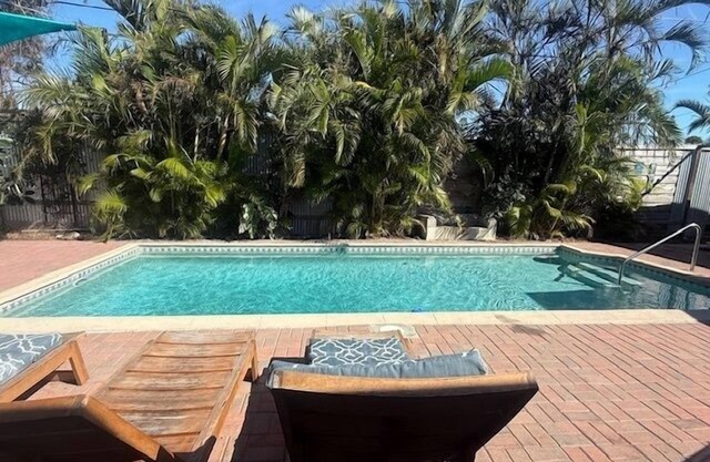 Trish's Beach Retreat with Pool/Spa by Siesta Keys