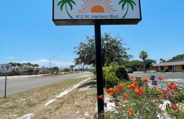 Tropic Motel