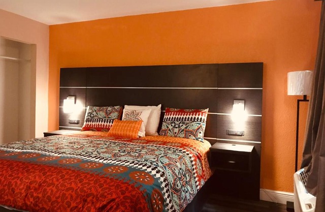 Tropical Inn & Suites, downtown clearwater