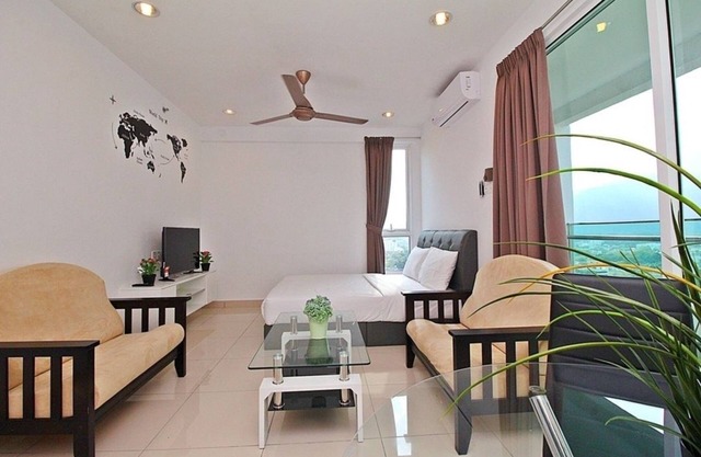 Tropical Vacation Stay with Seaview