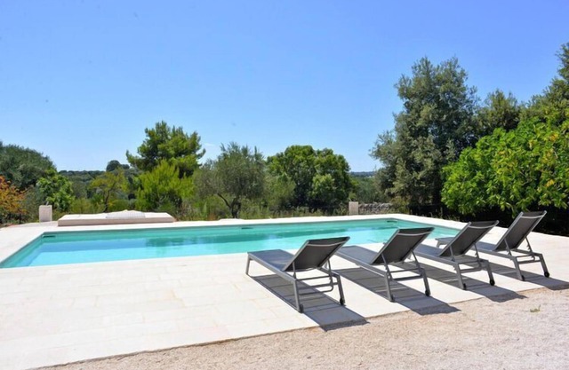 Trullo with pool facilities Cisternino