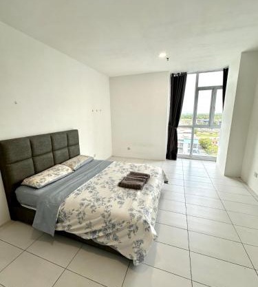 TT3 Soho 3 Bed Room