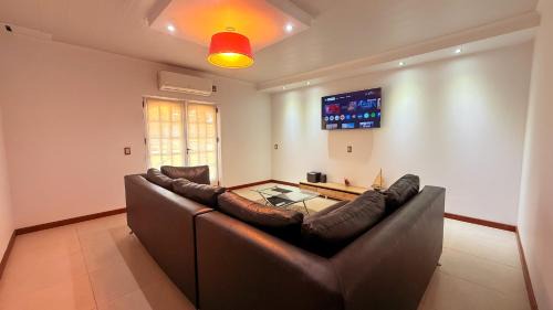 Tu Refugio en Hernandarias con patio y quincho