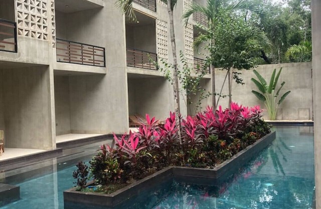 Tulum swim up pool condo