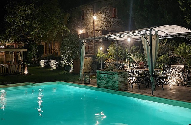 Tuscan villa pool spa Siena Montepulciano Perugia Pienza Florence 2 hours from Rome