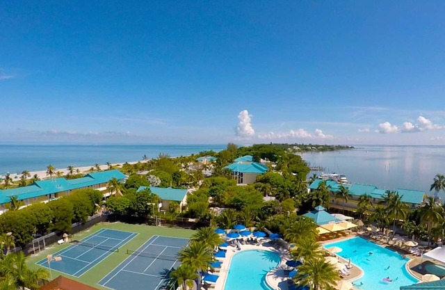 Tween Waters Island Resort & Spa