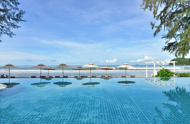 Twin Lotus Resort and Spa (Adult Only/November to April)