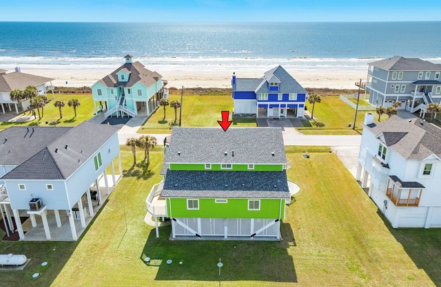 💎Twist of Lime w/Ocean Views, Just Steps from Sand💎
