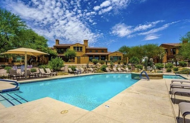 TWO 3 bdrm condos in Grayhawk, resort pool & mountain views grnd or top floor