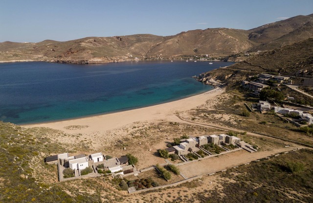 Two BD Grande Maisonette with Sea View by Ammoa Feelgood Boutique Houses