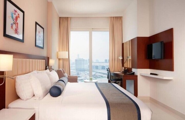 Two Bedroom Apartment In Sports City By Luxury Bookings