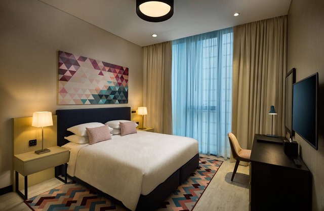 Two Bedroom Apartment Walk from Mall of Emirates