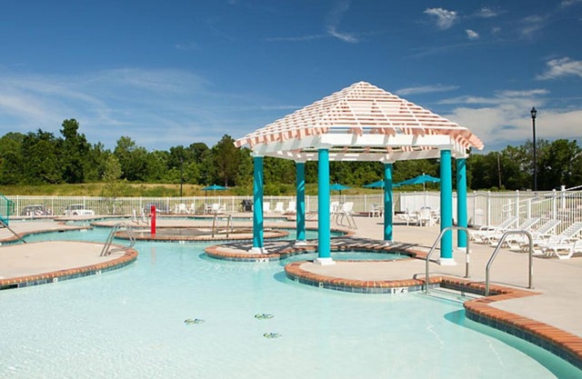 Two Bedroom Condo, Williamsburg Parkside, VA (2523855)