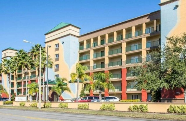 Two Bedroom Luxury Condo, Orlando, FL (1983584)